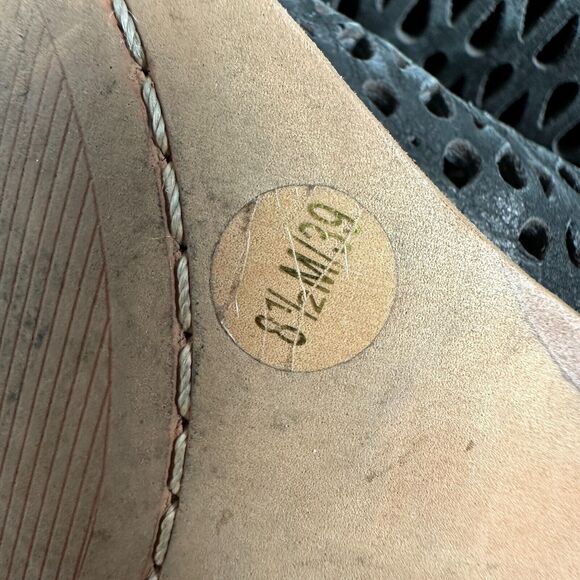 Vince Camuto Phandra Black Suede Perforated Heel Buckle Ankle Zip Booties 8.5 - Picture 11 of 11